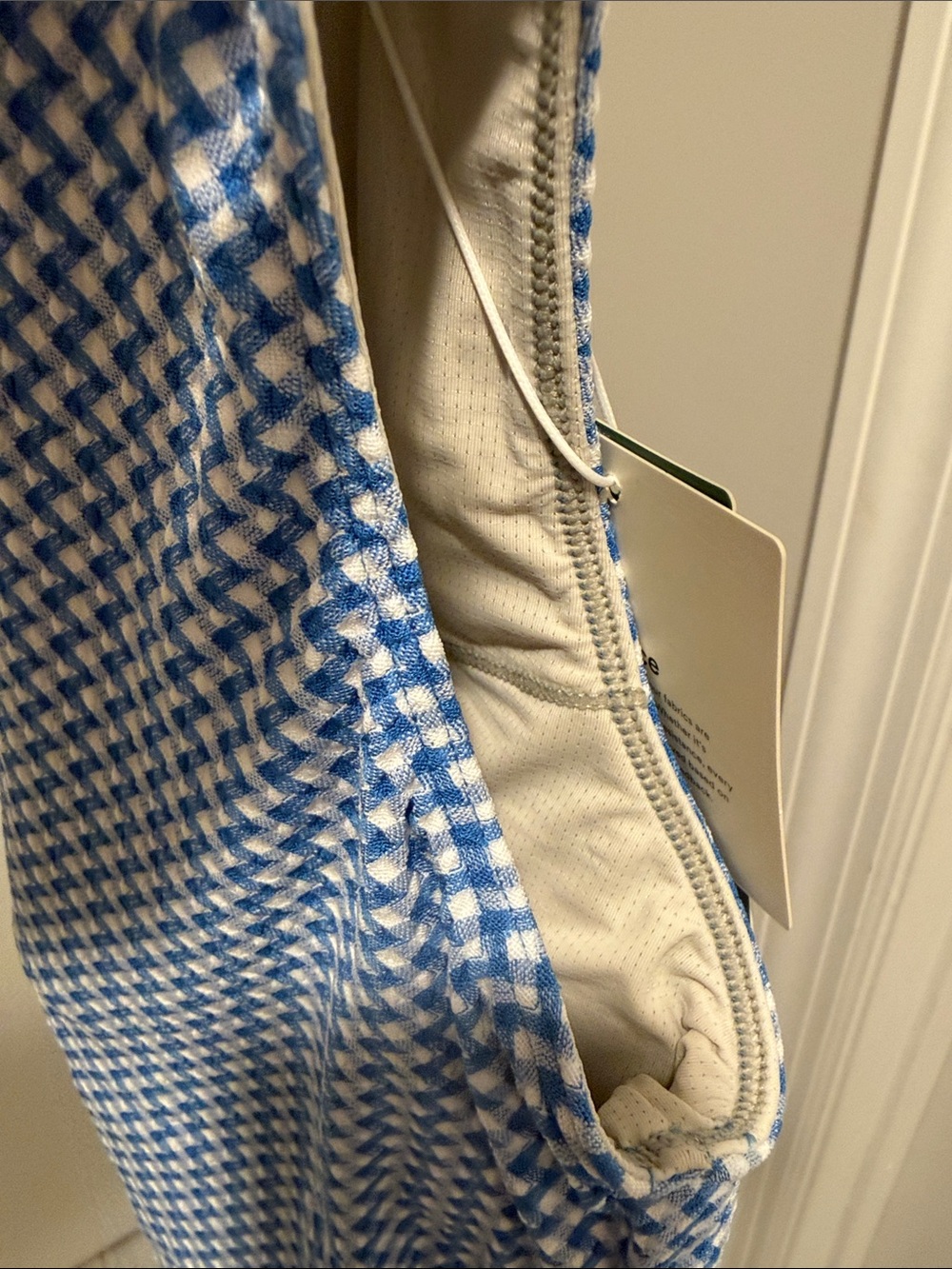 Halara Softlyzero Airy Blue Gingham Sleeveless Tank Top Built In Bra Size XS NWT - Picture 7 of 7
